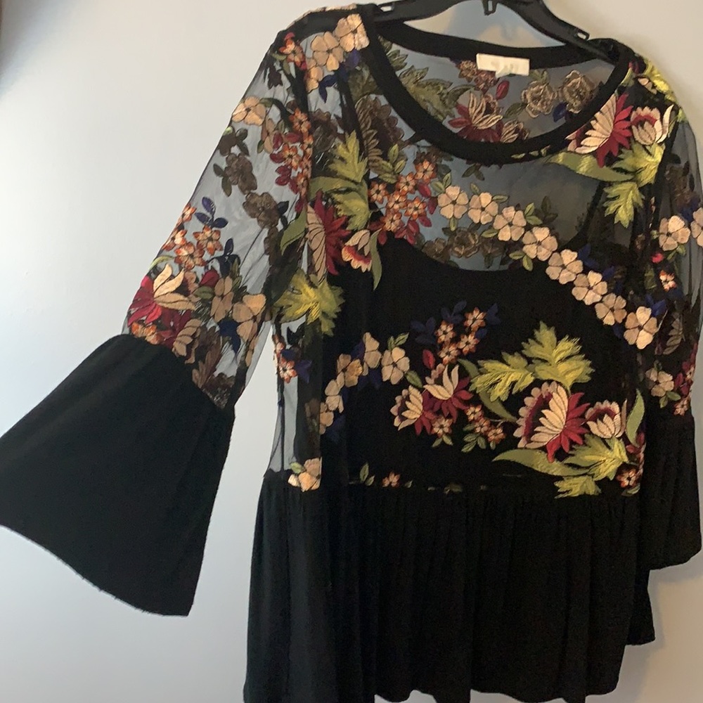 Eri + Ali Tiered Peplum Top